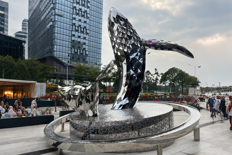 文旅小镇不锈钢雕塑效果图
