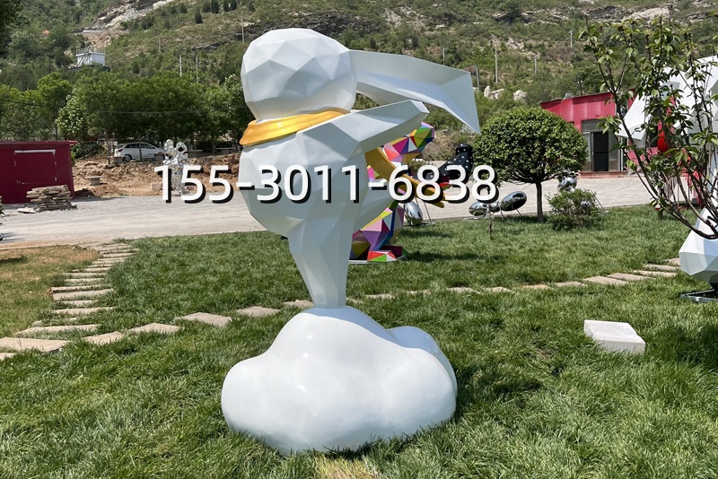 不锈钢立体字雕塑落地案例实景