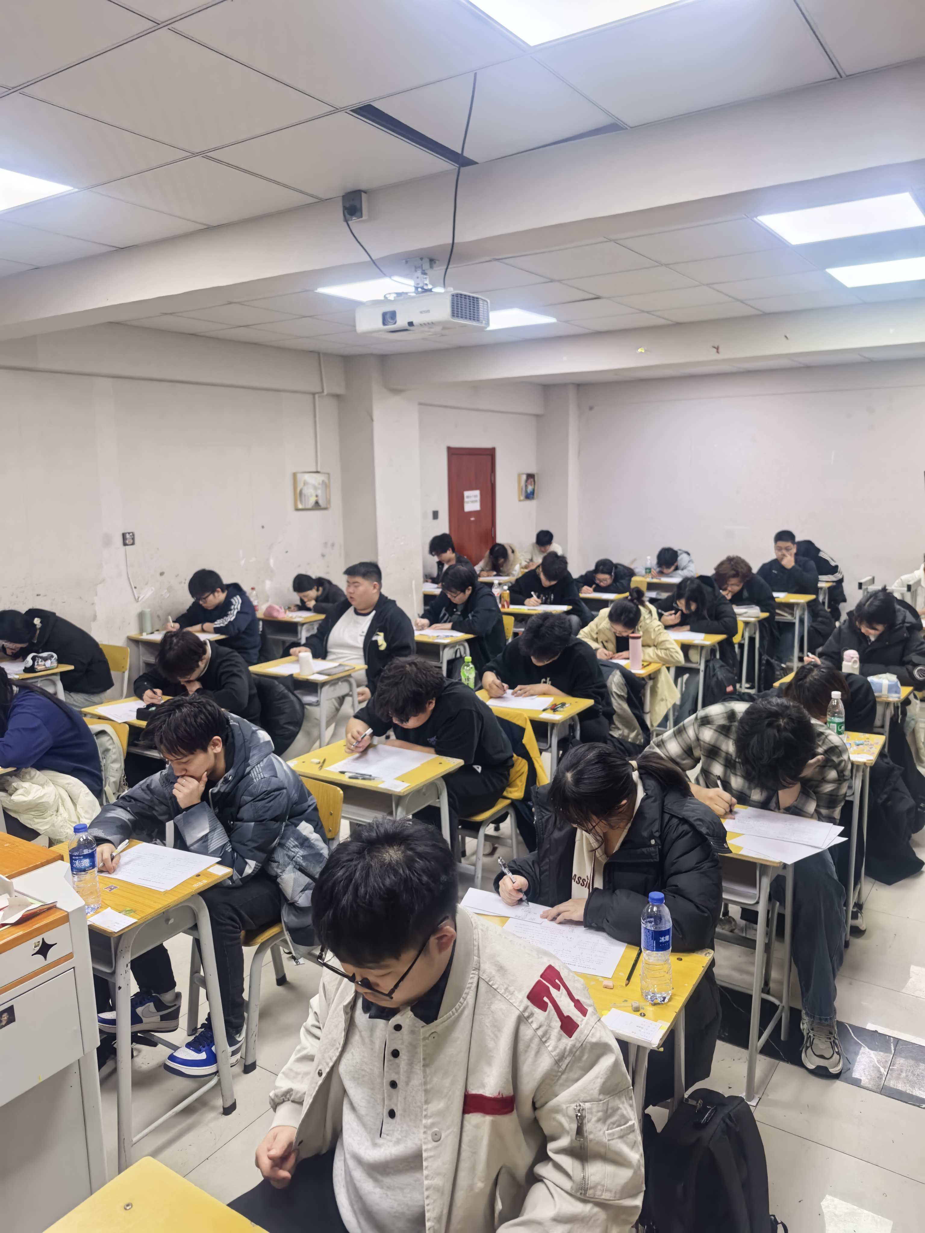 天津春考冲刺班选报指南封面